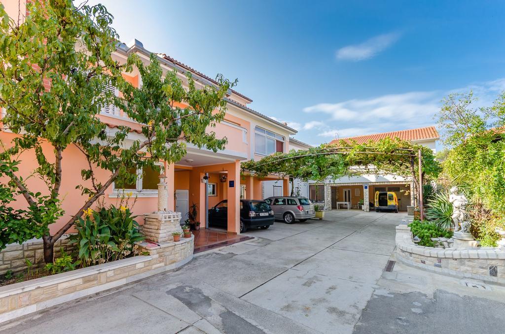 Apartments Darko Palit Exterior photo